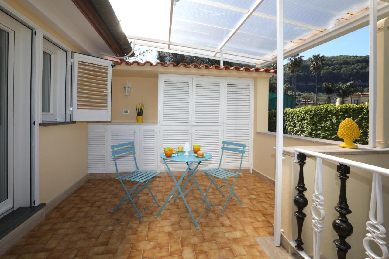 Relais Villa Chiara Free Parking Sorrento Ngoại thất bức ảnh